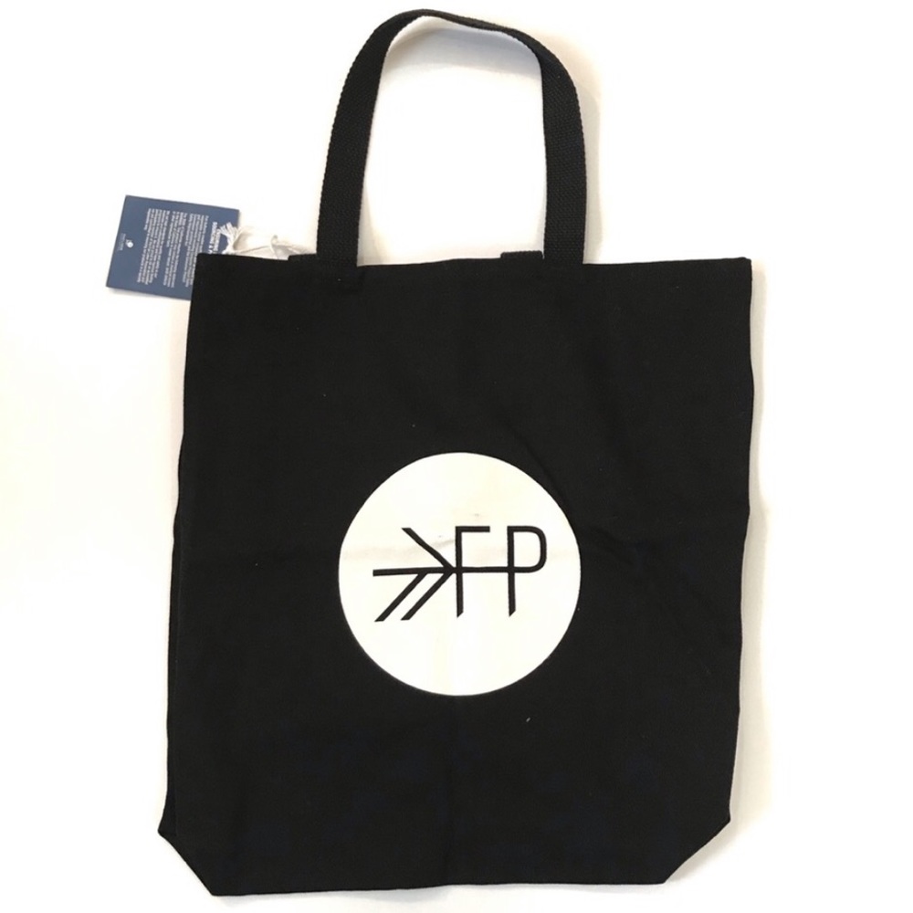 🆕 Freshly picked tote bag black